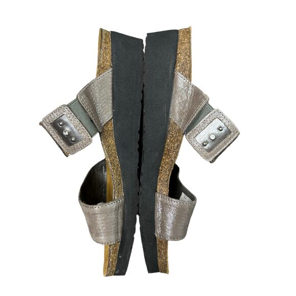 NAOT Womens Size 5 Narrow Silver Emma Studded Rhinestone Double Strap Sandals - Picture 5 of 10